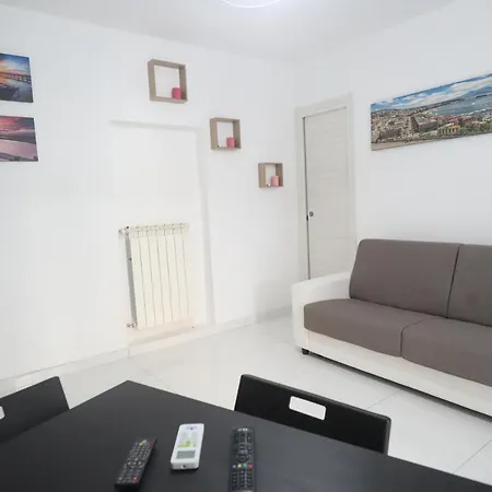 L'antico Borgo Angioino Daire Napoli